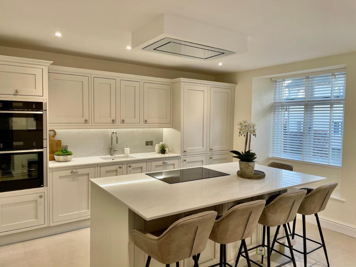Edge Mere Apartment, โบว์เนส ออน วินเดอเมียร์ ภายนอก รูปภาพ